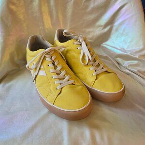 Dr. Scholl's Womens Offline Sneaker Flats in Yellow and white Size 11 - EUC